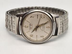 Vintage HILTON Men's Manual Wind Watch 17 Jewels 1950s